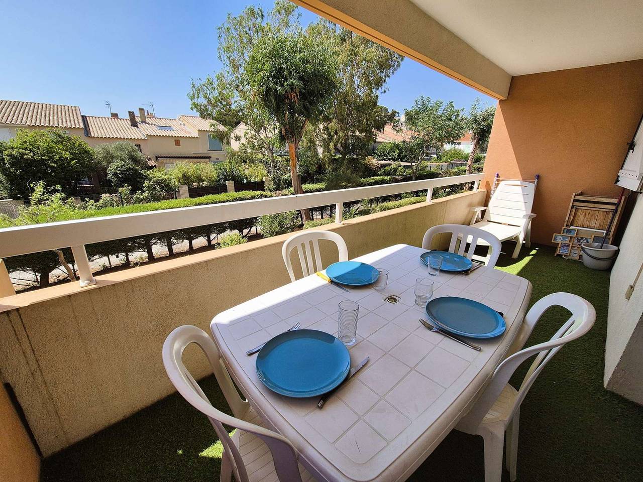 Appartement de vacances entier, Piscine, plages à proximité, internet et parking privé in La Seyne-sur-Mer, Région de Toulon