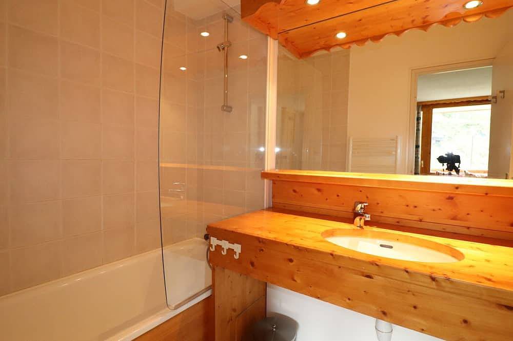 Entire apartment, Charming bright studio, ski-in/ski-out in Méribel-Mottaret, Les Allues