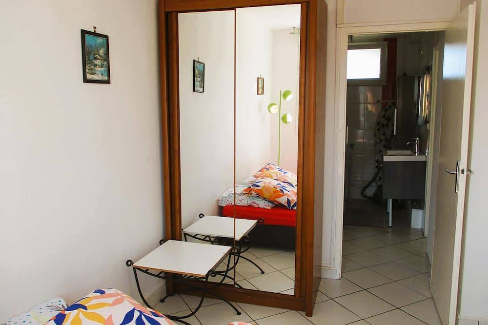 Entire apartment, Limoges,, T2 ++parkings au Jardin ,,acces Facile ! in Limoges, Limoges region