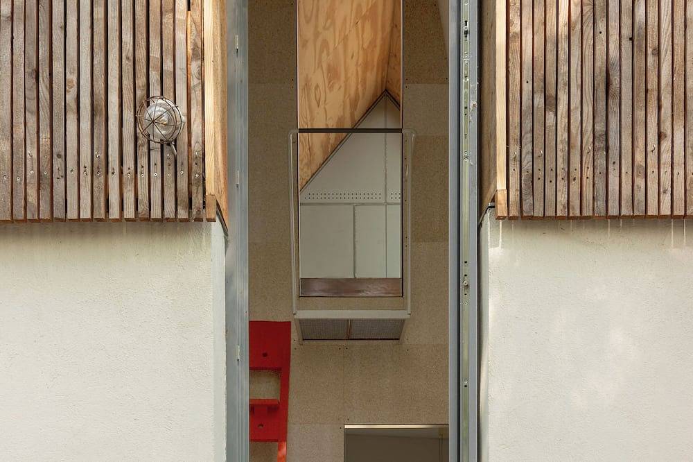 Kleines Haus auf dem Hof einer Mühle in Ansbach, Romantische Straße