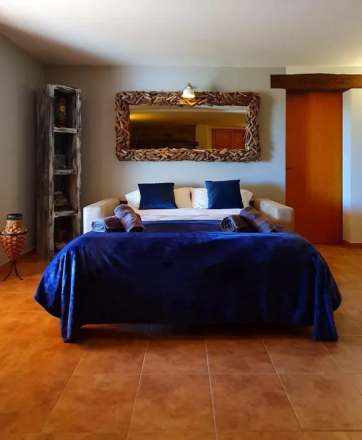 Casa de vacaciones para 6 personas, con piscina y terraza además de jardín y jacuzzi - 1