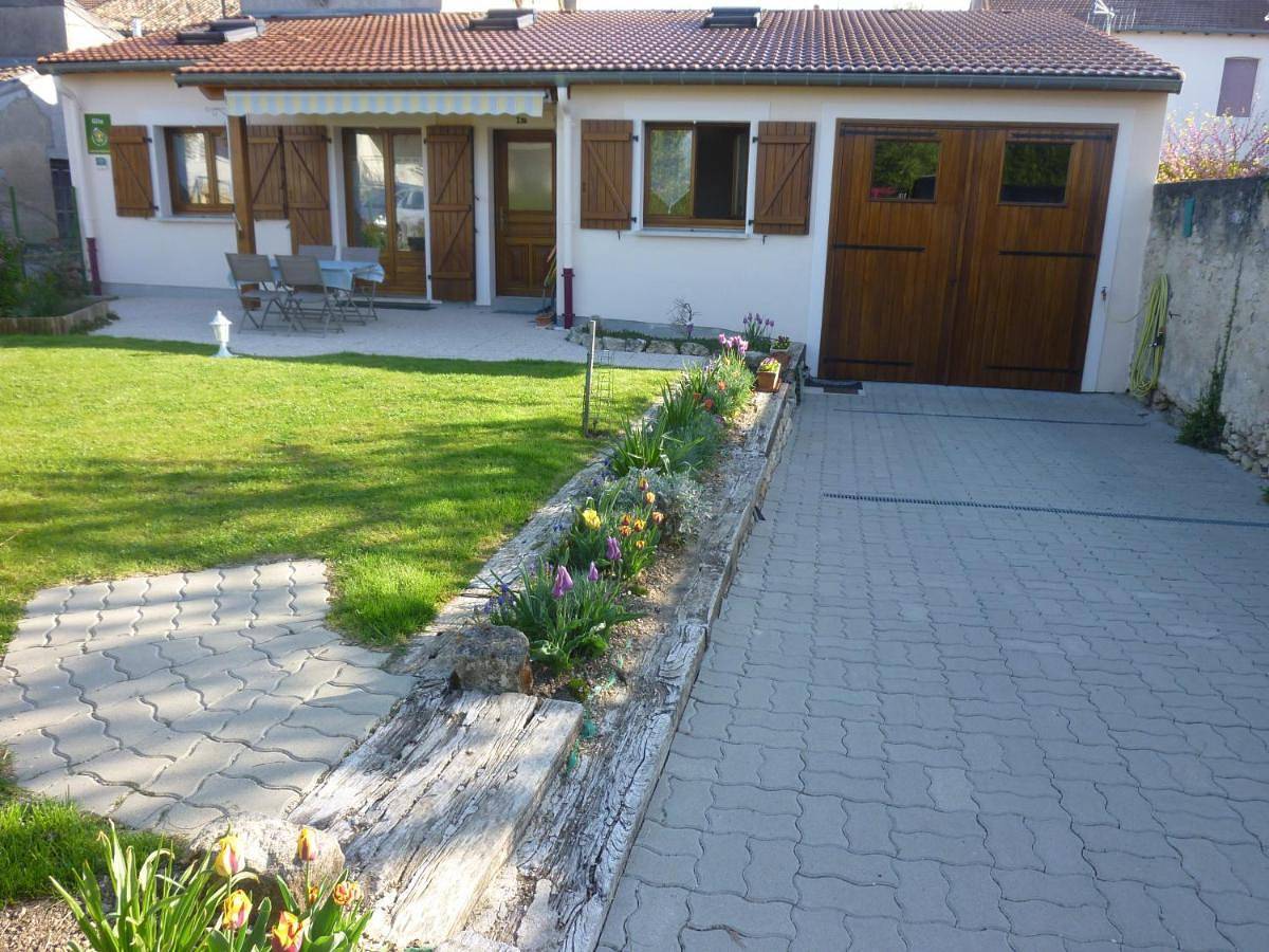 Two-Bedroom House in Vignot, Région de Commercy