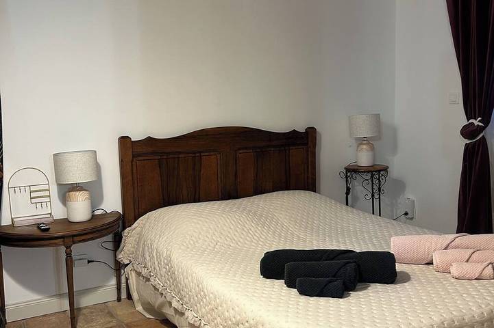Location de vacances pour 6 personnes, avec jardin à Codolet - 2