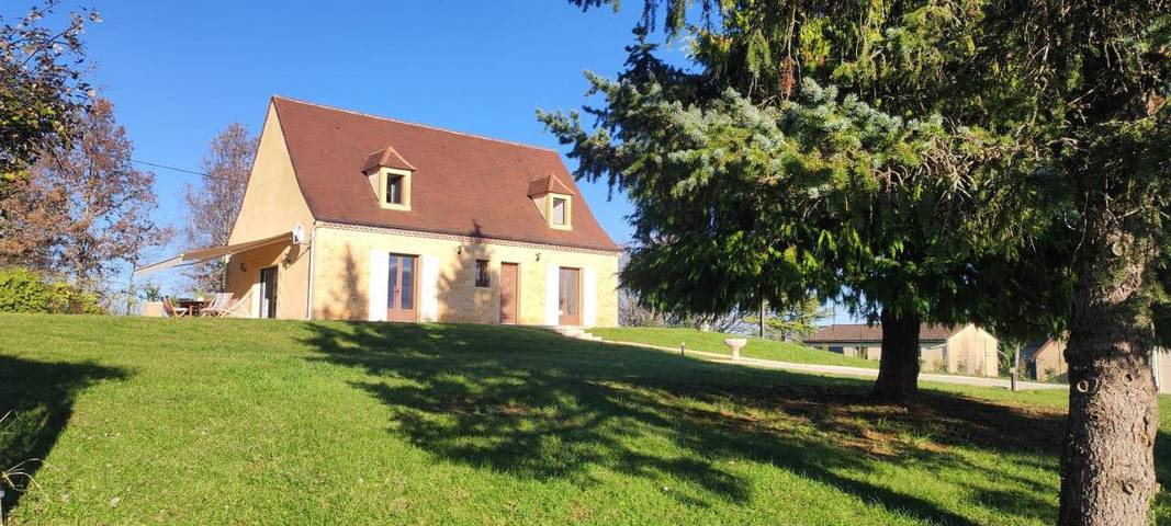 Maison de vacances pour 7 personnes, avec jardin et vue, animaux acceptés à Sarlat-la-Canéda