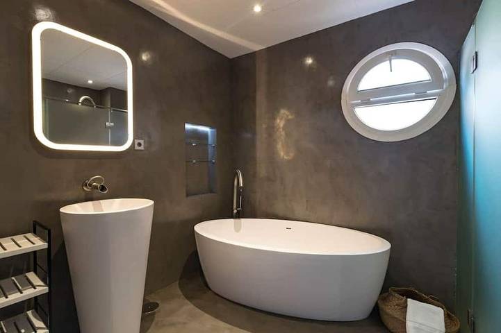 Appartamento vacanze per 4 persone, con balcone e idromassaggio nonché piscina e sauna - 1