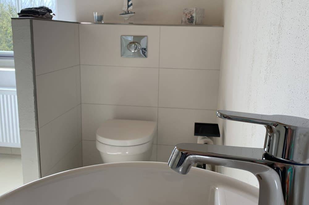 Entire apartment, Gemütliche Ferienwohnung auf Ehemaligem Bauernhof am Edersee in Waldeck, Waldecker Land
