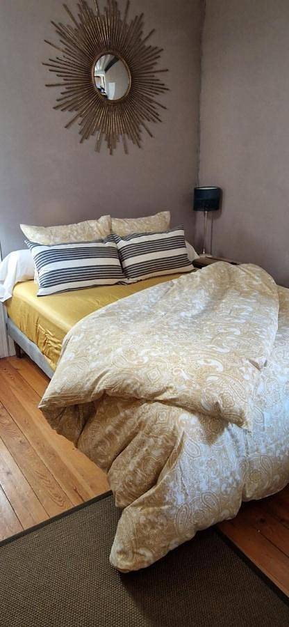 Gîte pour 2 personnes, avec jardin ainsi que vue et terrasse à Bernay - 4