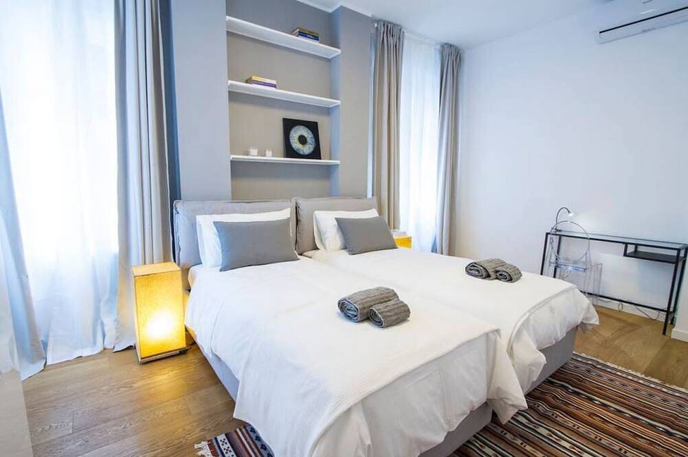 Entire apartment, Annydi Art Home in Duomo in Milan, Milan Province