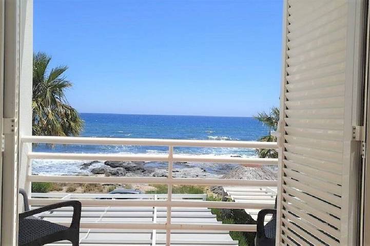 Casa rural para 6 personas, con terraza además de piscina y jardín - 1