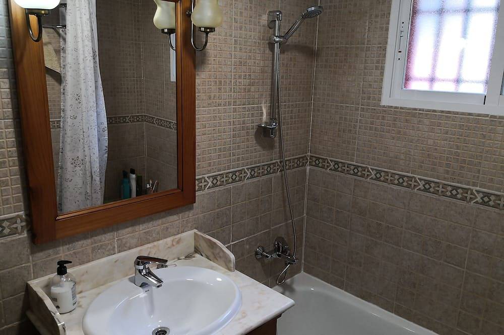 Casa en Pantano de San Juan - Playa de Madrid in San Martín de Valdeiglesias, Provincia de Madrid