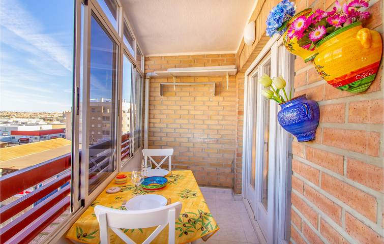 Gîte pour 4 personnes, avec terrasse et piscine à Torrevieja - 2