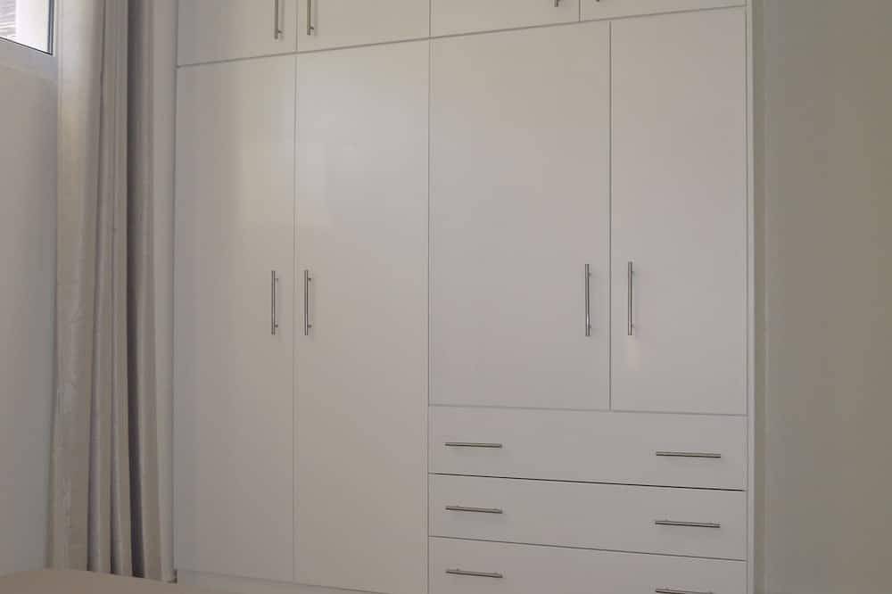 Ganze Wohnung, Apartment 70 m2 to 4persons, washing machine, swimming pool, private parking  in Kamilari, Iraklio-Heraklion und Umgebung