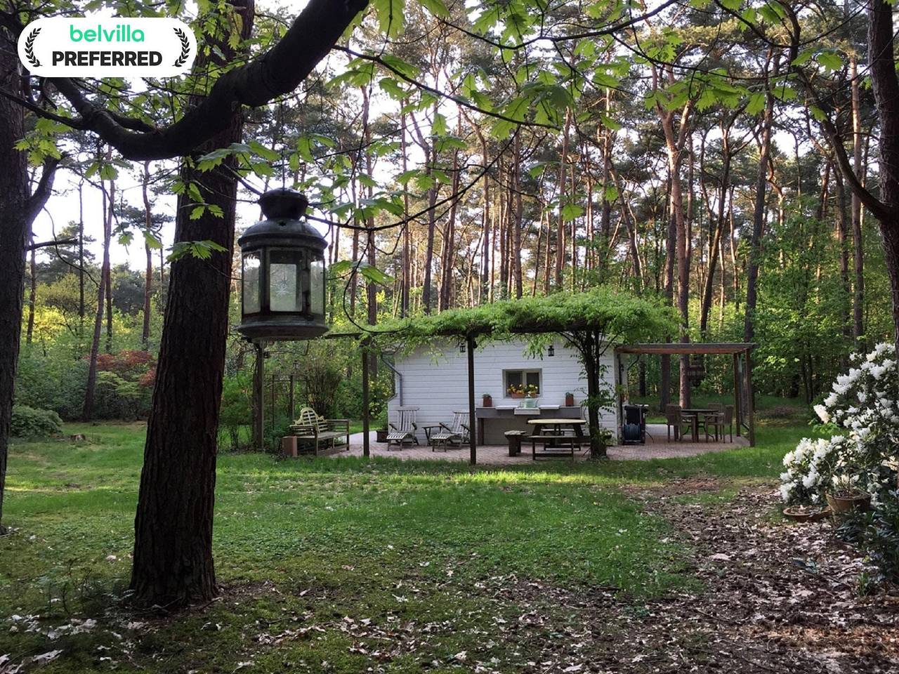 Gierle Garden Bungalow Escape in Gierle, Lille