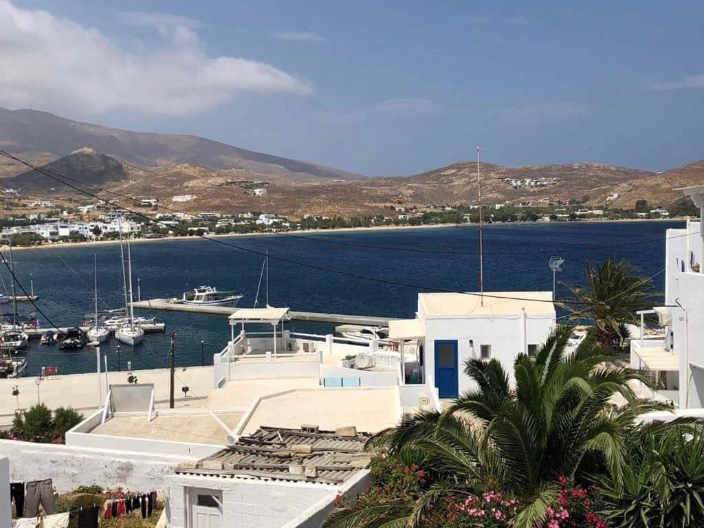 Double Room with Private Bathroom in Ramos, Sérifos