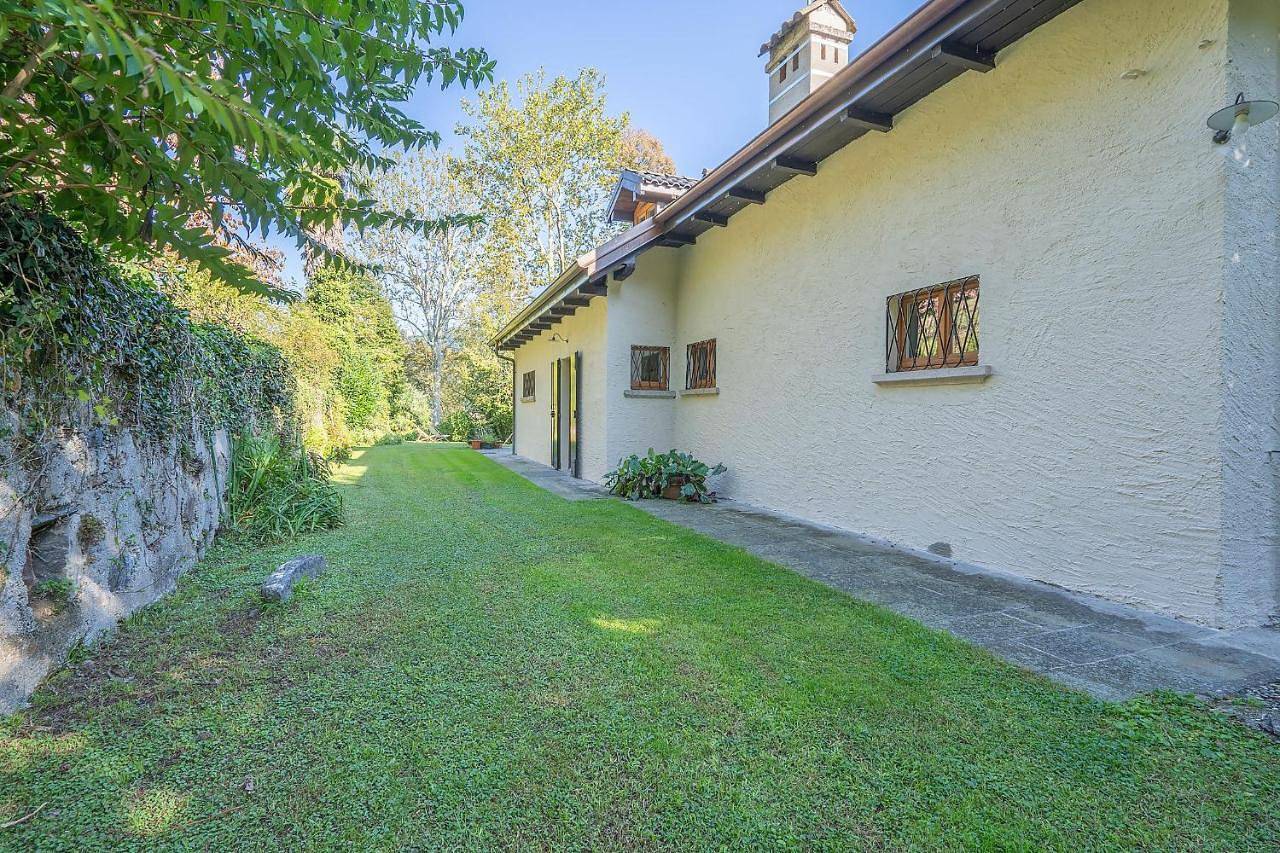 Casa Giuliana casa con giardino privato in Orta San Giulio, Lac d'Orta