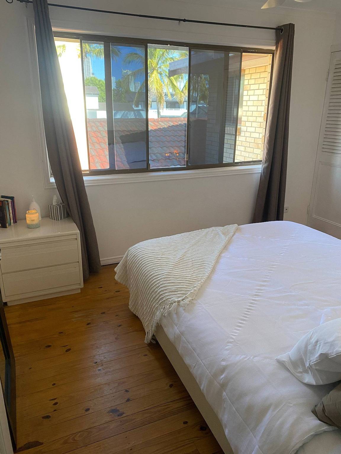 Exclusive Master Bedroom Room with Broadwater views in Surfers Paradise, Queensland