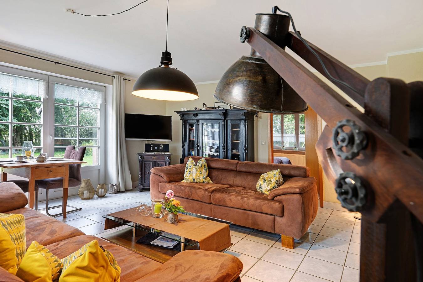 Ganze Wohnung, Ferienwohnung Schimmelreiter" mit privater Terrasse und Gemeinschaftsgarten in Nordstrand (Gemeinde), Nordstrand