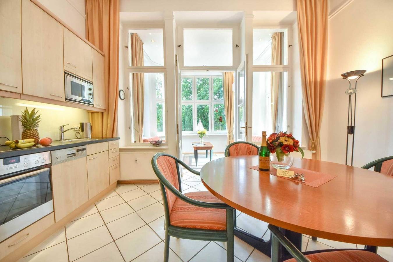 Appartement entier, Villa Hohe Düne 06 - ideal für vier bis sechs Personen in Seebad Heringsdorf, Heringsdorf