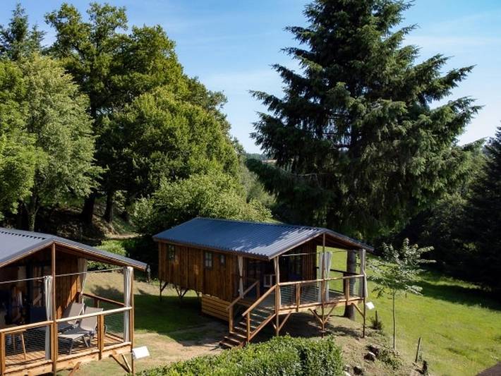 Chalet pour 5 personnes, avec vue sur le lac dans le Cantal - 4