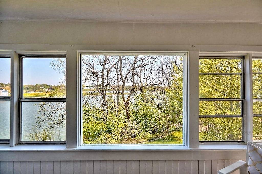 Ganze Wohnung, Herz von Niagaras Weinland in der berühmten Stadt Port Dalhousie in St. Catharines, Niagara Fälle