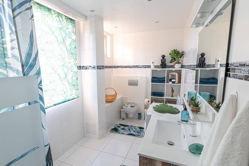 Apartamento entero, Dynasty Home spa in Holtzheim, Región de Estrasburgo
