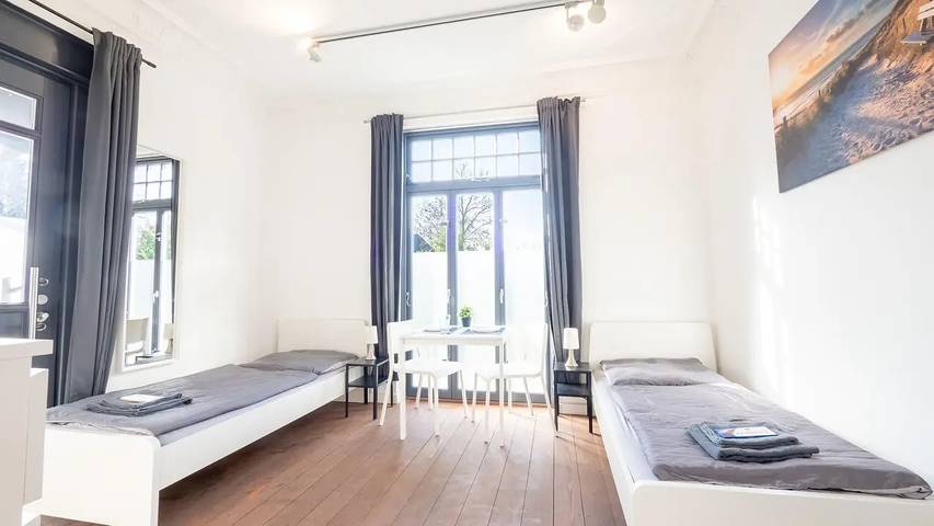 Ferienwohnung für 8 Personen, mit Garten in Ahrensburg