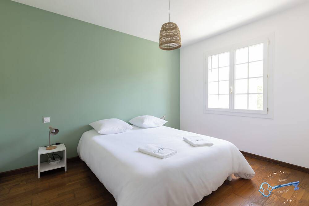L’Écrin de Provence – Villa 8 personnes avec piscine in Entraigues-sur-la-Sorgue, Vaucluse