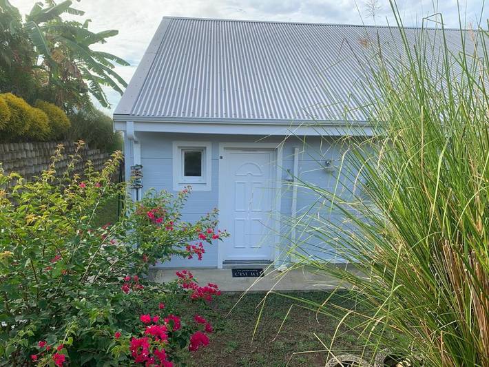 Gîte pour 2 personnes, avec piscine ainsi que vue et jardin dans Baignoire de Joséphine - 2