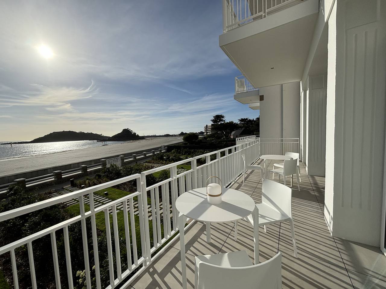 Appartement entier, Rouzic T4, Trébeurden, piscine intérieur et sur la in Trébeurden, Côte de Granit Rose