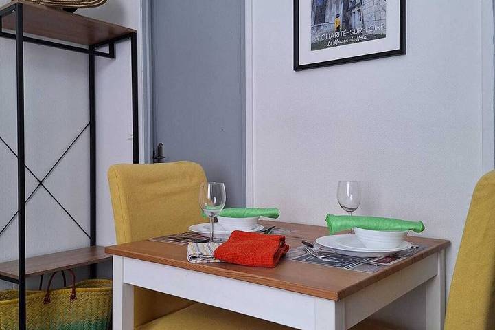 Ganze Wohnung, Fabulous 1-bedroom studio in La Charité-sur-Loire in La Charité-sur-Loire, Loire-Tal