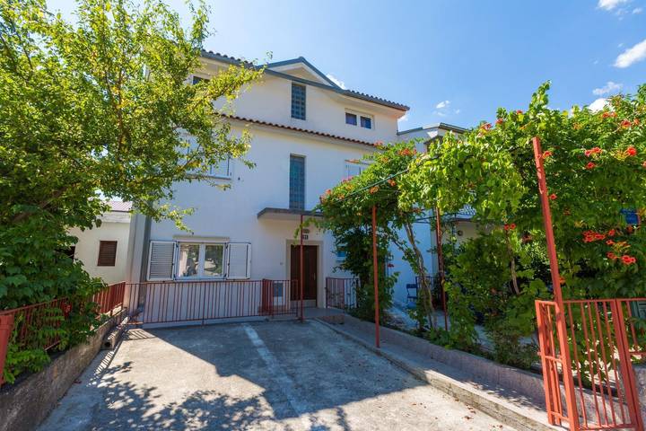 Ferienwohnung für 6 Personen, mit Balkon, mit Haustier in Selce
