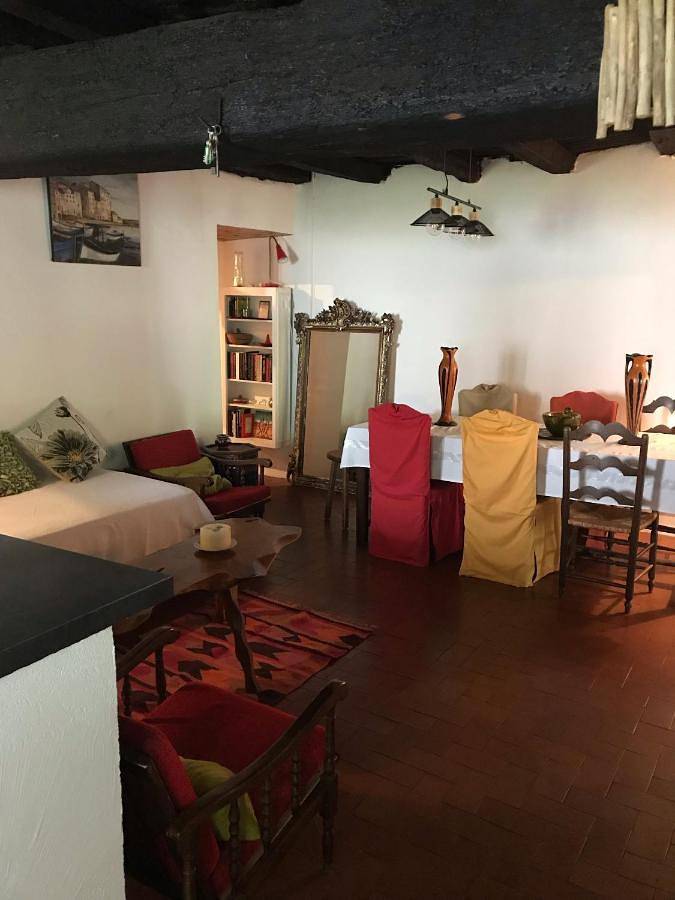 Location de vacances pour 4 personnes, avec vue et jardin à Ortiporio - 3