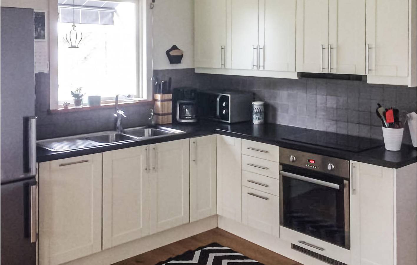 Ferienhaus für 5 Personen mit Terrasse in Dalslands Kanal