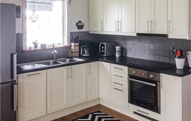 Ferienhaus für 5 Personen mit Terrasse in Dalslands Kanal