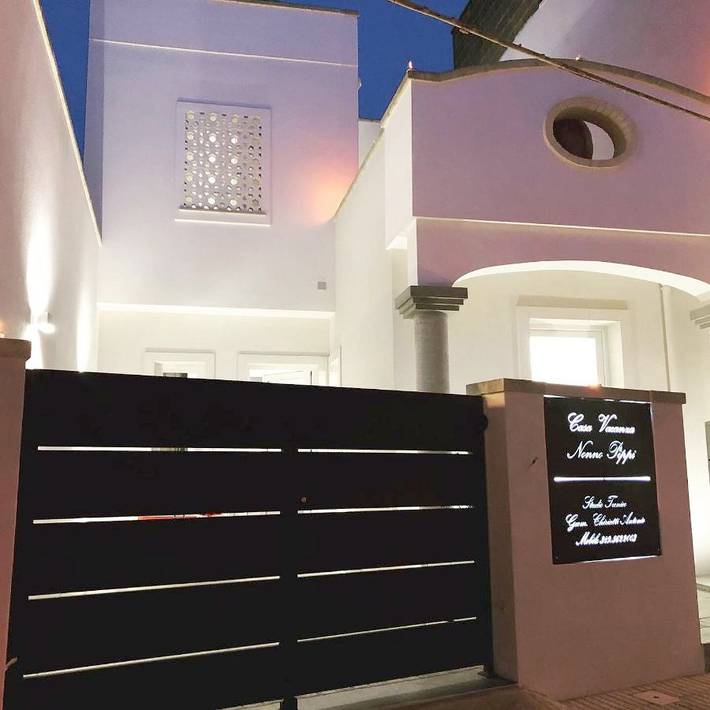 Casa vacanza per 6 persone, con balcone e panorama, adatto a famiglie con bambini in Copertino