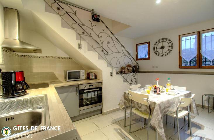 Gîte pour 4 personnes, avec Terrasse et Vue