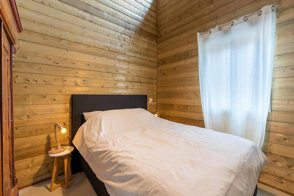 Mooi houten huis aan de rand van het bos in Soesterberg, Provincie Utrecht