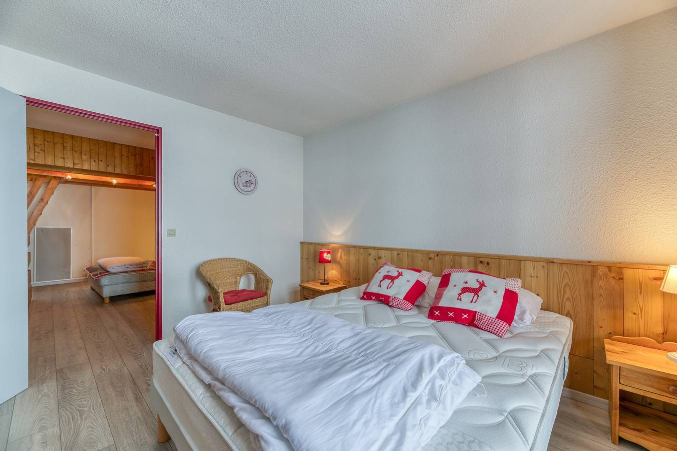 Apartamento entero, Apartamento 'Granges 32 - Beau Duplex' con vistas a la montaña y balcón in Villard-Reculas, Parque Nacional de los Ecrins