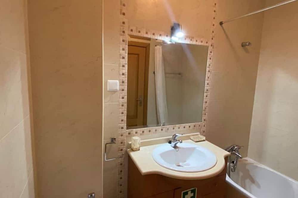 Ganze Wohnung, Confortable T1 in Promenade am Meer und Strand, Meerblick, Pera Pera Algarve in Armação de Pêra (costa), Faro Distrikt