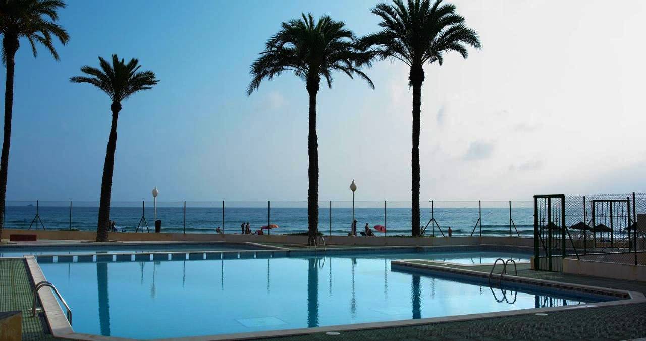 Aparthotel para 3 personas con piscina in Playa El Arenal/Playa Pedrucho (La Manga), San Javier