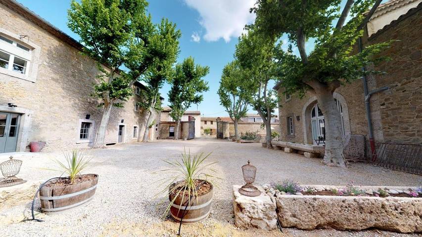 Gîte pour 22 personnes, avec piscine et jardin, animaux acceptés à Fabrezan - 3