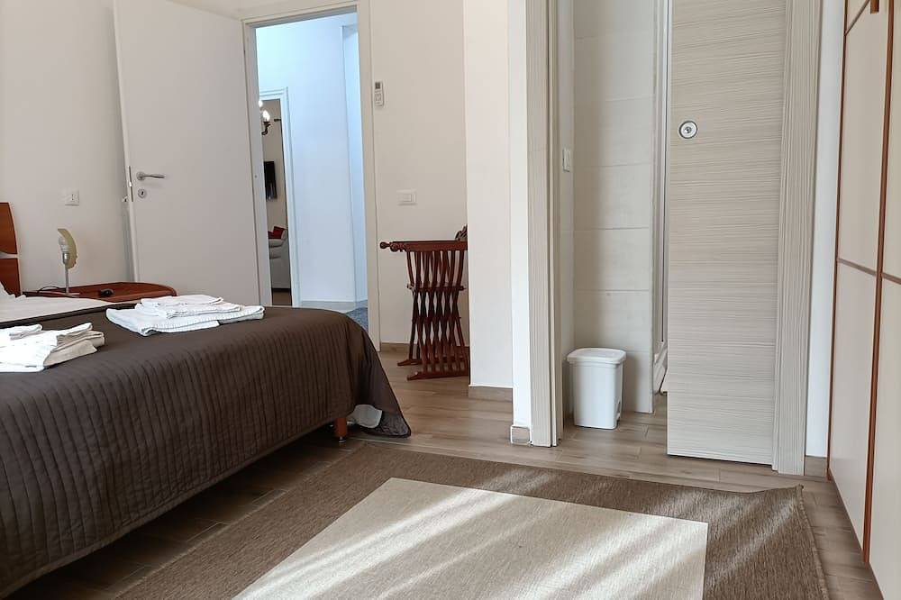 Apartamento entero, Casa De Relajación De La Familia De Los Amados in Casal Morena, Roma
