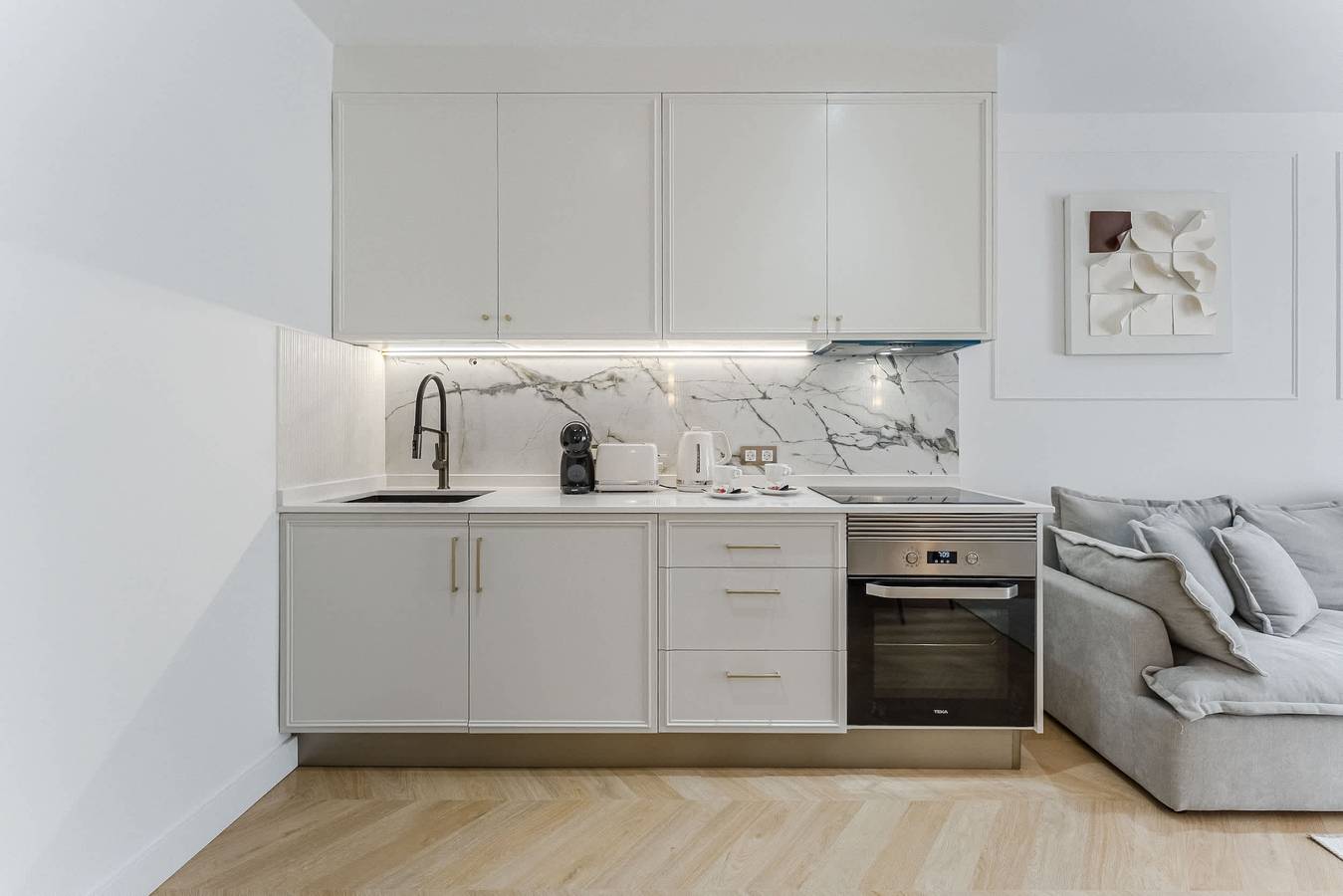 Apartamento entero, Apartamento de vacaciones para 2 personas con balcón/terraza in Playa de San Juan Tenerife, Guía de Isora