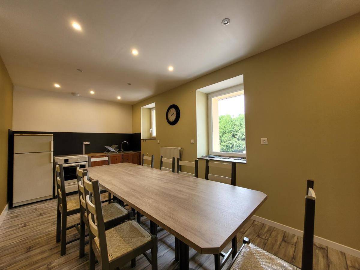 Double Room with Private Bathroom in Saint-André-de-Chalencon, Haute-Loire