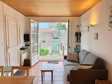 Gîte pour 2 personnes, avec terrasse dans Office De Tourisme De Saint Martin En Re