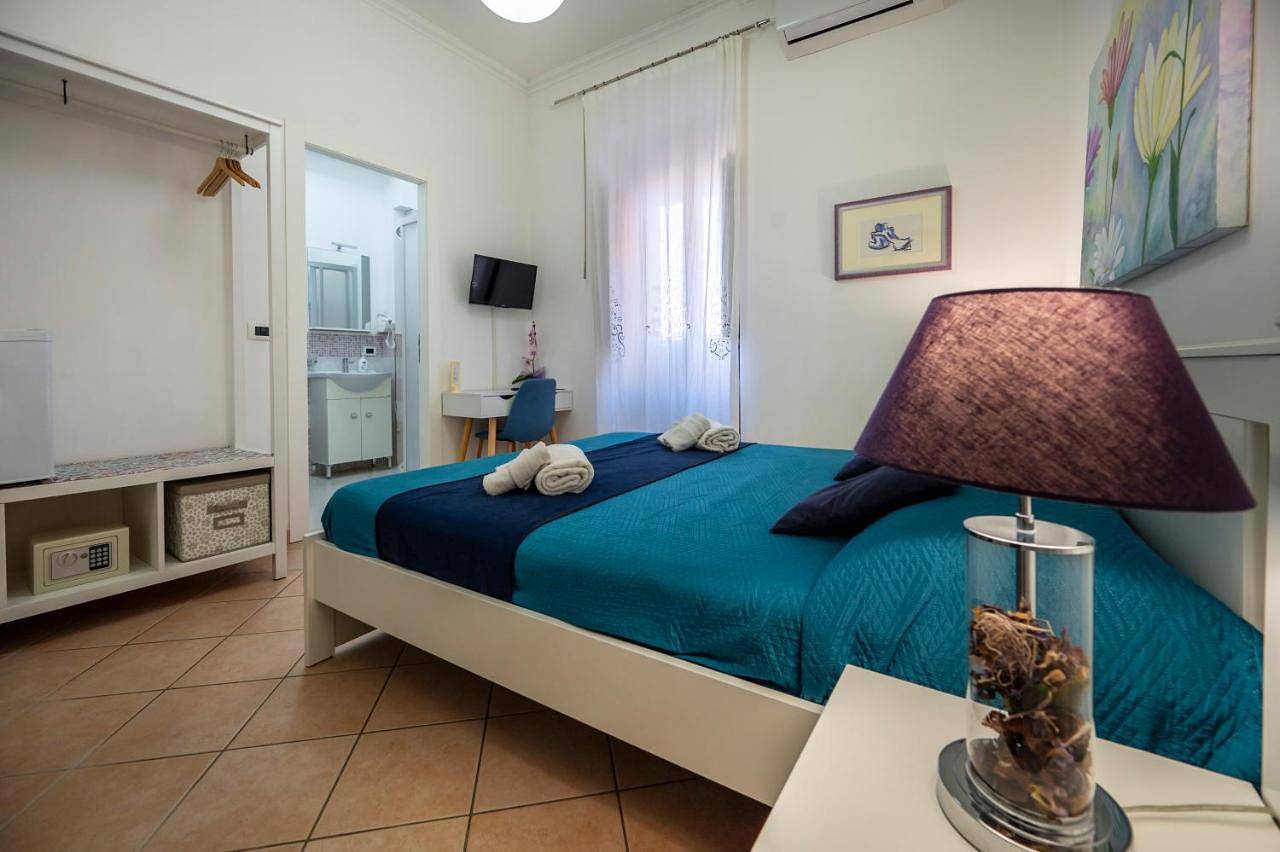 Double Room with Private Bathroom in Avola, Province de Syracuse