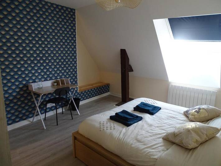 Gîte pour 2 personnes, avec jardin à Châteaubourg