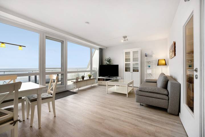Ferienwohnung für 3 Personen, mit Balkon an der Kieler Bucht - 2