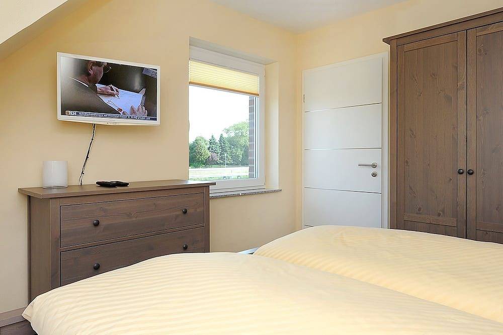 Ganze Wohnung, Besondere Aussicht - Ferienwohnung Deichblick in Bensersiel, Esens