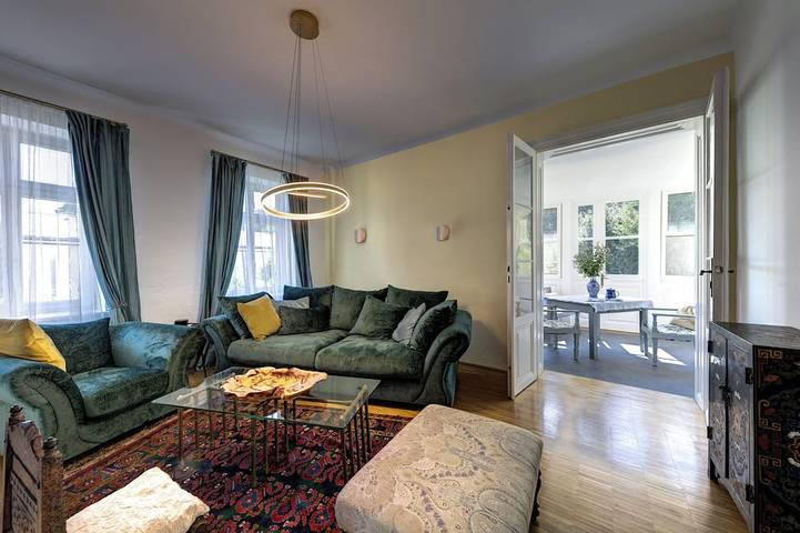 A holiday dream next to Vienna - Historische Villa im Grünen 35 Minuten von Wien in Mödling, Bezirk Mödling